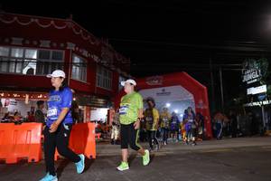 BIB: 951
                            <button type="button" onclick="openModal(26262507)" class="btn btn-primary btn-sm float-right btn-popup" data-toggle="modal" data-target=".modal-high-quality">
                        <i class="fas fa-shopping-cart"></i> Add to Cart
                    </button>
                                            <button type="button" onclick="isThisMe(26262507, true)" class="btn btn-success btn-sm float-right btn-popup btn-isme hidden" data-toggle="tooltip" data-placement="bottom" title="นี่คือรูปของคุณใช่ไหม คลิกที่นี่เพื่อเอาเข้าอัลบั้ม">
                        <i class="fas fa-plus"></i> Add to album
                    </button>
                    <button type="button" onclick="isThisMe(26262507, false)" class="btn btn-warning btn-sm float-right btn-popup btn-isnotme hidden">
                        <i class="fas fa-ban"></i> Remove from album
                    </button>